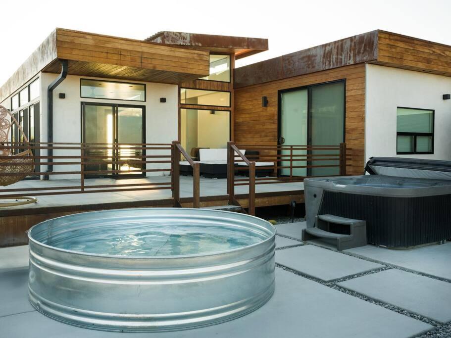 Panoramic Heaven - Luxury Designer Property W Spa Joshua Tree Extérieur photo