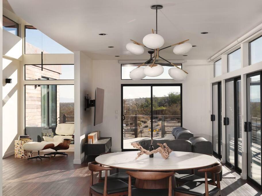 Panoramic Heaven - Luxury Designer Property W Spa Joshua Tree Extérieur photo